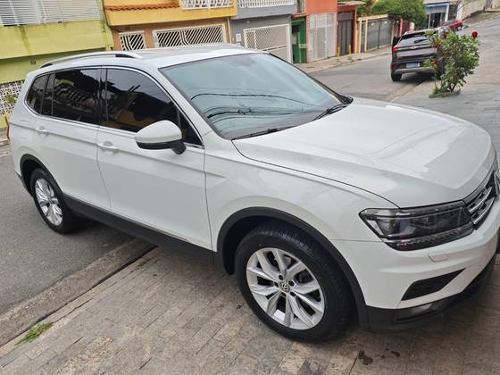 VOLKSWAGEN TIGUAN 1.4 250 TSI TOTAL FLEX ALLSPACE COMFORTLINE TIPTRONIC VOLKSWAGEN TIGUAN 1.4 250 TSI TOTAL FLEX ALLSPACE COMFORTLINE TIPTRONIC